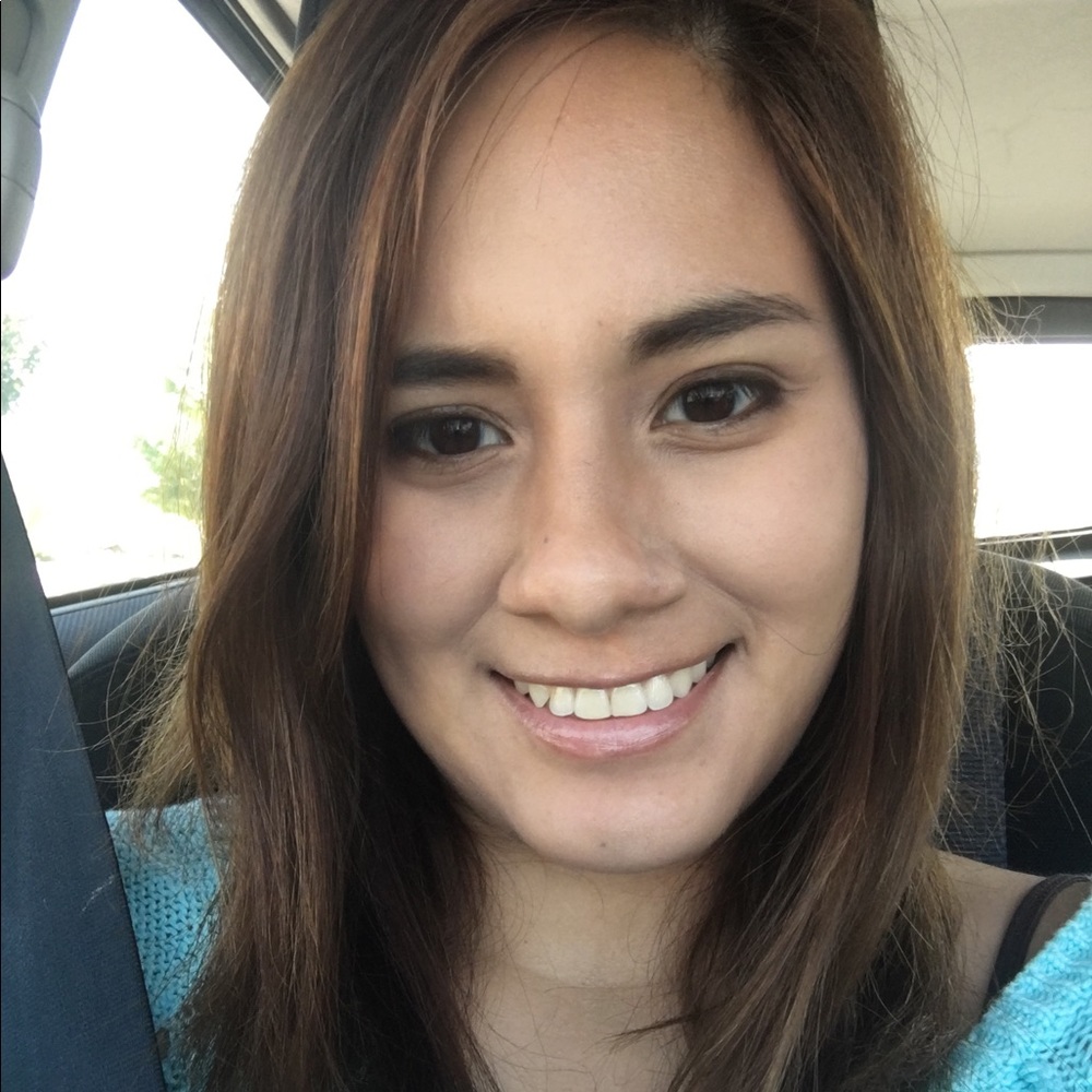 Meet your Posher, Viviana